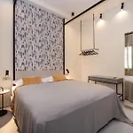 The Bridge Luxury Апартаменты *